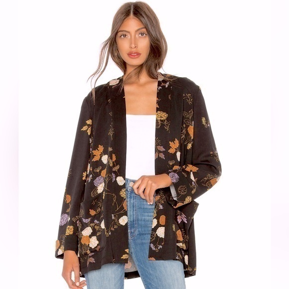 Free People Jackets & Blazers - Free People Peony Kimono In Midnight Jacket Front Pockets NWOT Floral Print